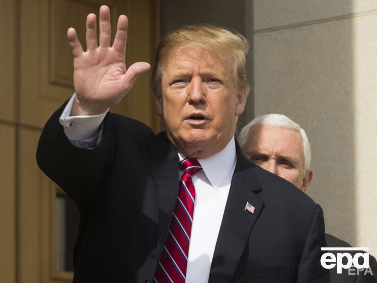 Трамп ретвитнул статью о Сытнике