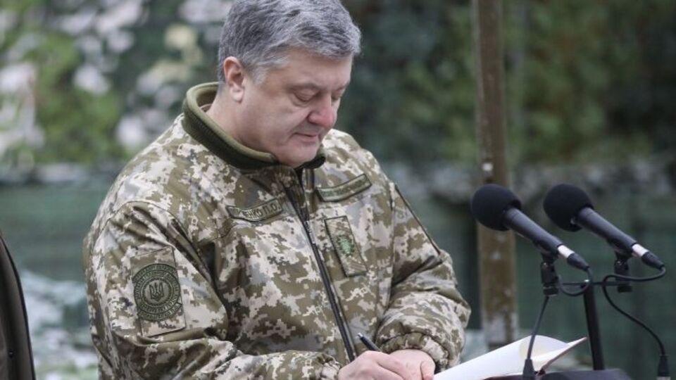 Порошенко: Сила войска растет ежедневно