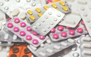 Илык заявил, что на некоторые лекарственные средства из перечня фармпроизводители необоснованно завышают цены