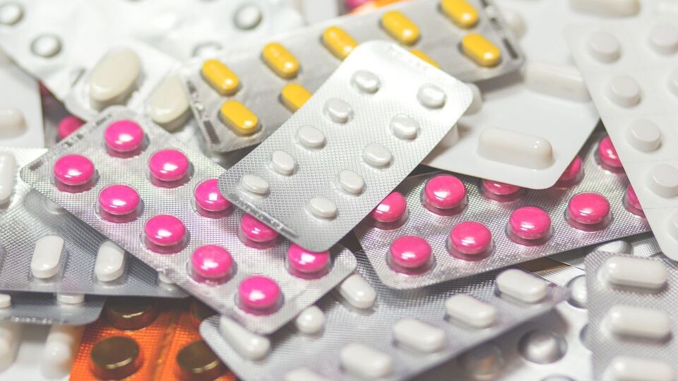 Илык заявил, что на некоторые лекарственные средства из перечня фармпроизводители необоснованно завышают цены