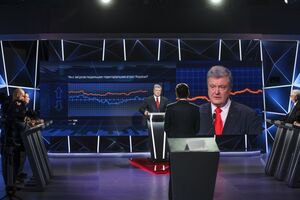 Порошенко: Есть достаточно инструментов, чтобы навести в стране порядок