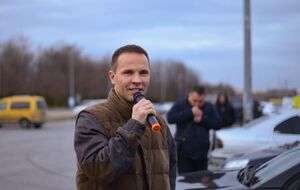 Юрий Деревянко напомнил, что зарегистрировал в парламенте законопроекты об упрощении налогообложения транспортных средств