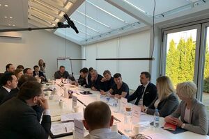 Зеленський провів зустріч із представниками бізнес-асоціацій 18 березня в Києві