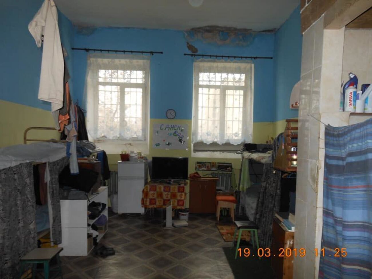 Денісова стверджує, що приміщення забезпечене централізованим опаленням і водопроводом