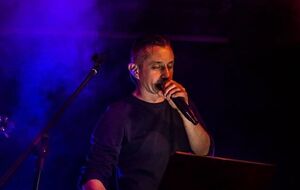 Жадан: Книги – это о том, что происходит вокруг, литература – это интересно и неожиданно. Читать – это большое наслаждение