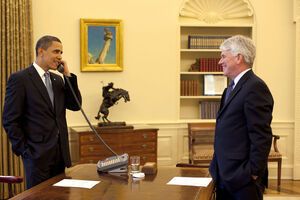 Крейг был сотрудником юридической службы Белого дома в первый год президентства Барака Обамы