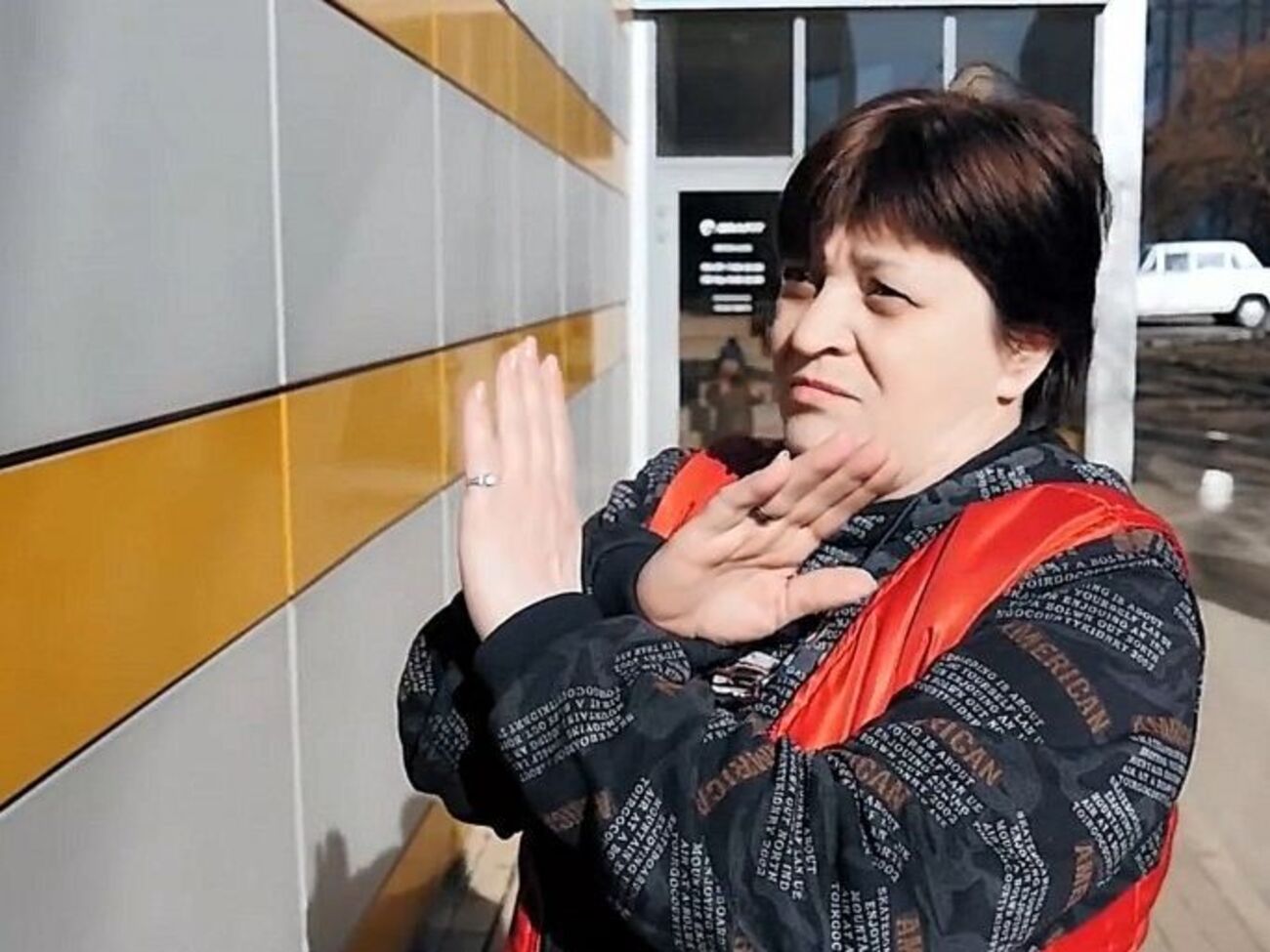 Один із "донорів" партії Тимошенко працює касиром, стверджують "Наші гроші"