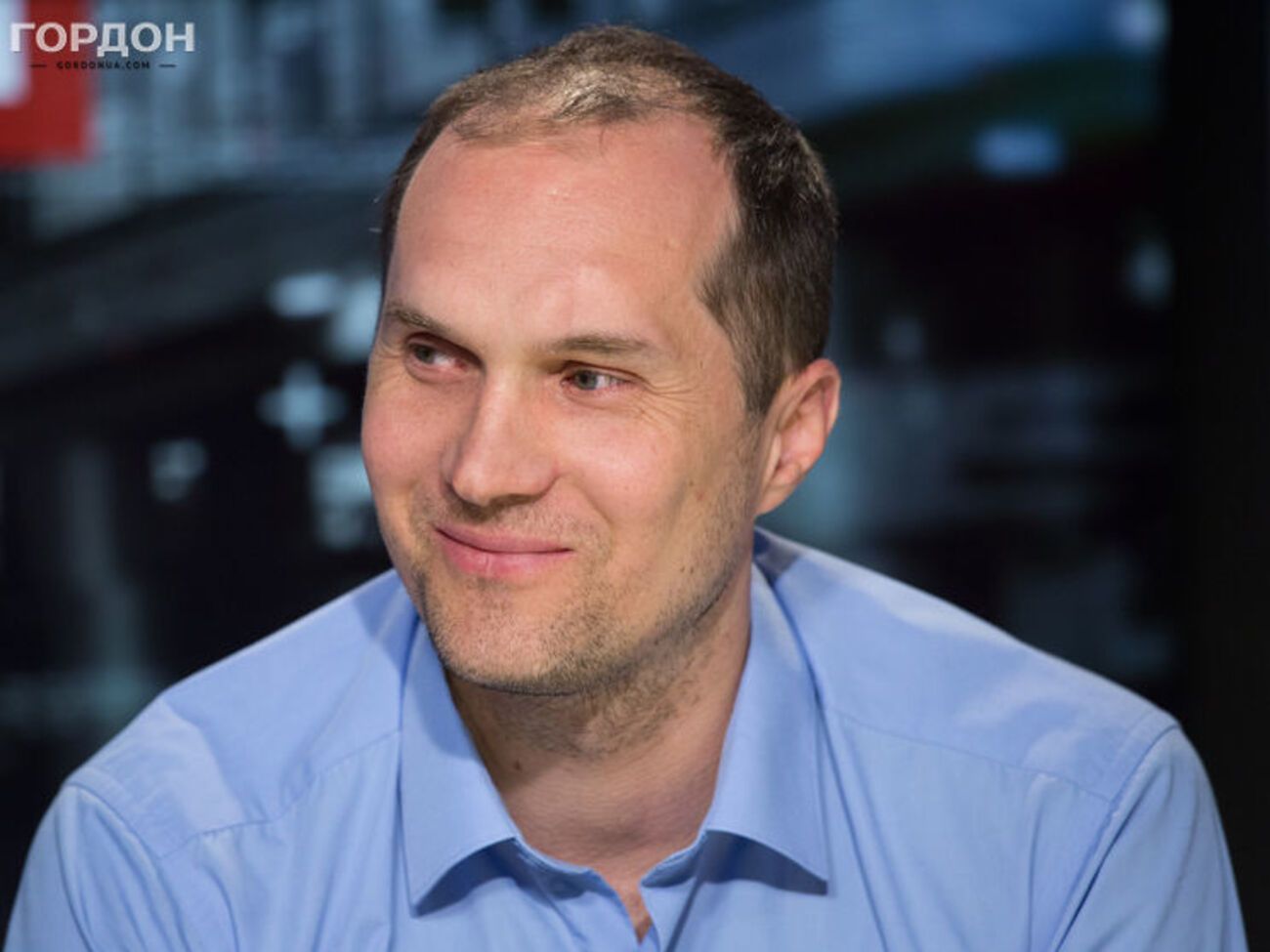 Бутусов: Бигуса&nbsp;надо похитить, чтобы насильно сфотографировать с женой на Сейшелах. Только это сможет дискредитировать оружейный скандал