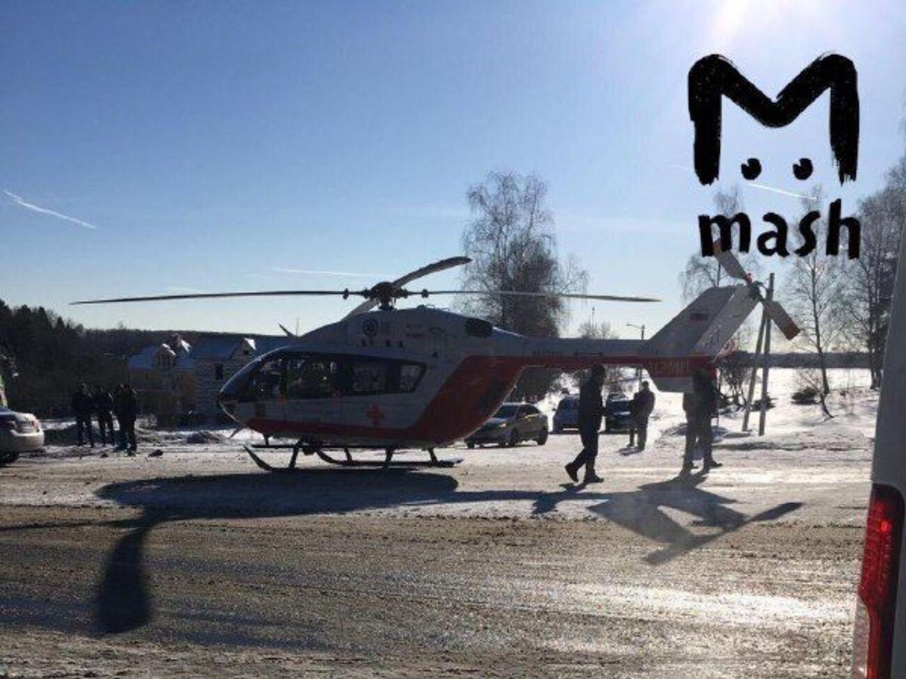 На место инцидента вылетал вертолет санитарной авиации
