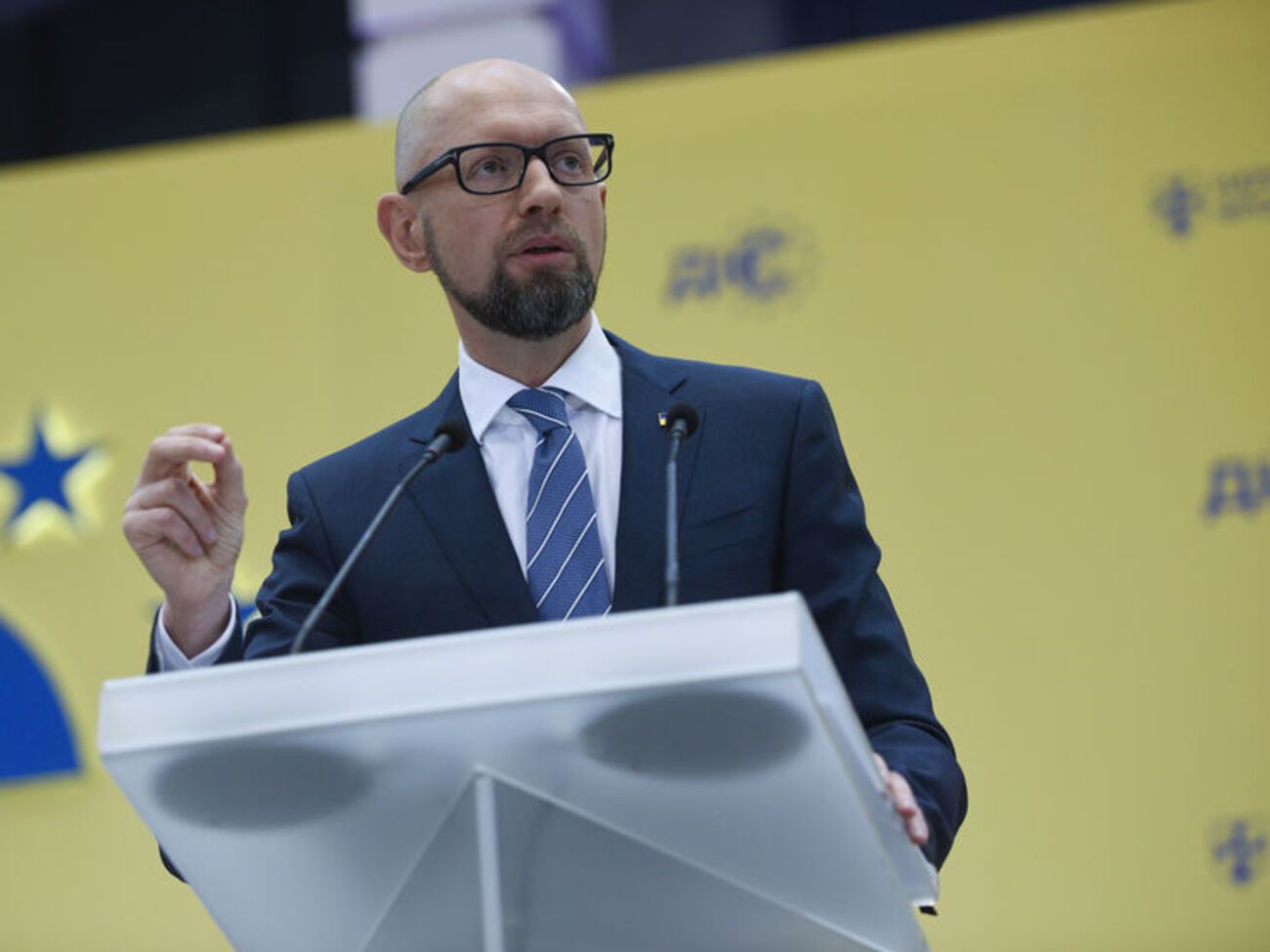 Яценюк: Врага никогда нельзя недооценивать, а такого, как он, &ndash; тем более