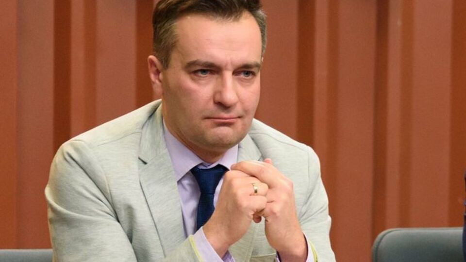 1 березня Гнап заявив про намір зняти свою кандидатуру