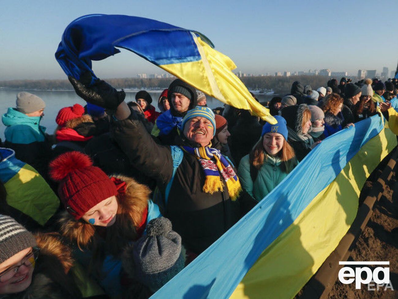 Украина поднялась на пять мест в рейтинге счастья