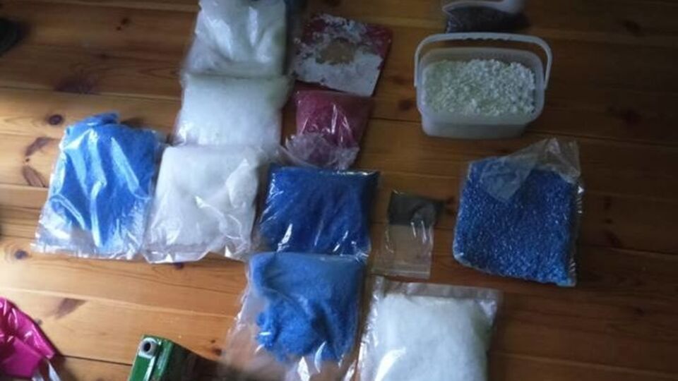 СБУ: Дом использовали также как склад нелегального интернет-магазина по продаже психотропных веществ