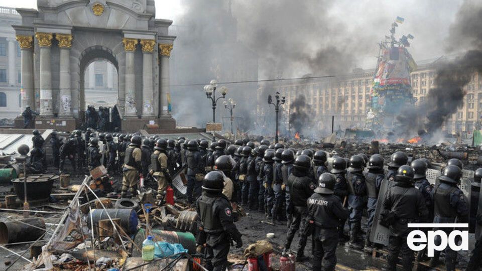 У 2013–2014 роках в Україні відбулися масові протести, які привели до зміни влади