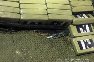 Партію кокаїну вилучили в порту "Южний" в Одеській області