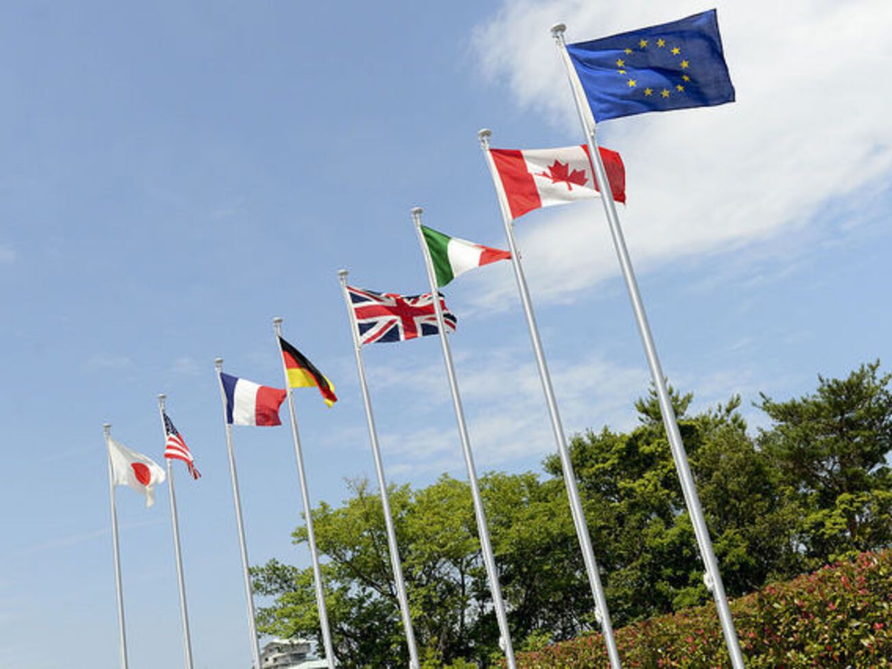 Послы G7: Будем поддерживать украинские учреждения, защищающие избирательный процесс в рамках верховенства права