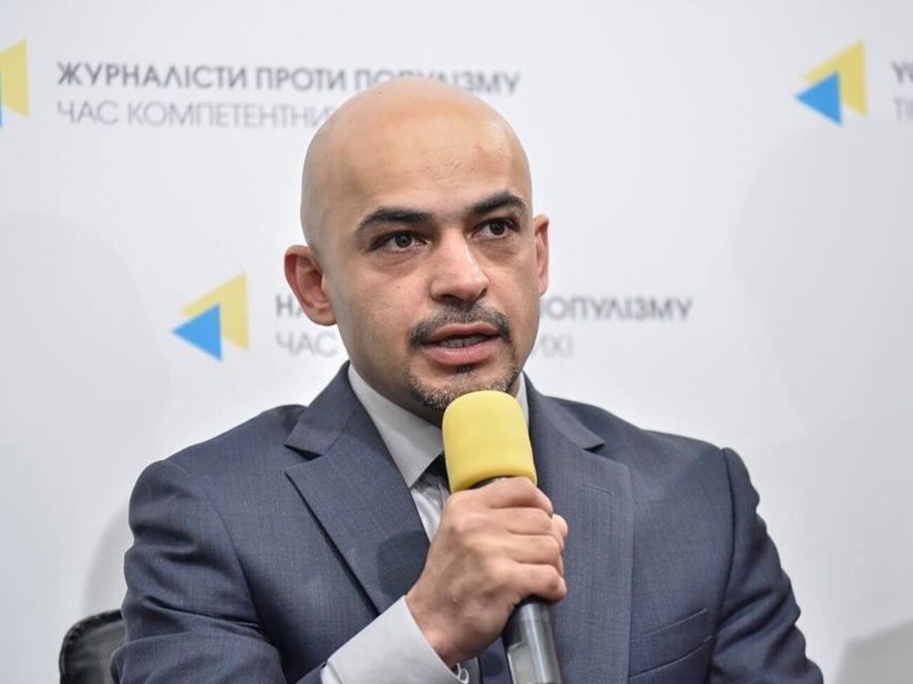 Найєм: Думаю, ми маємо право знати, кого "кришує" посольство США і що робить генпрокурор, щоб протистояти цьому тиску