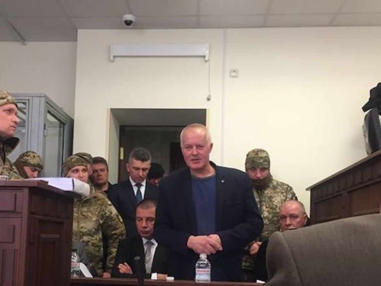 Замані продовжили арешт