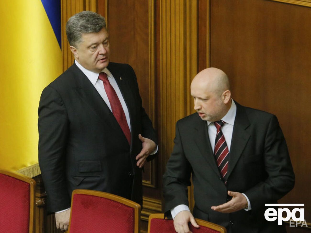 Турчинов дав зрозуміти, що проголосує за Порошенка