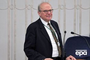 Причины, по которым было сделано новое заявление, Аслунд не пояснил