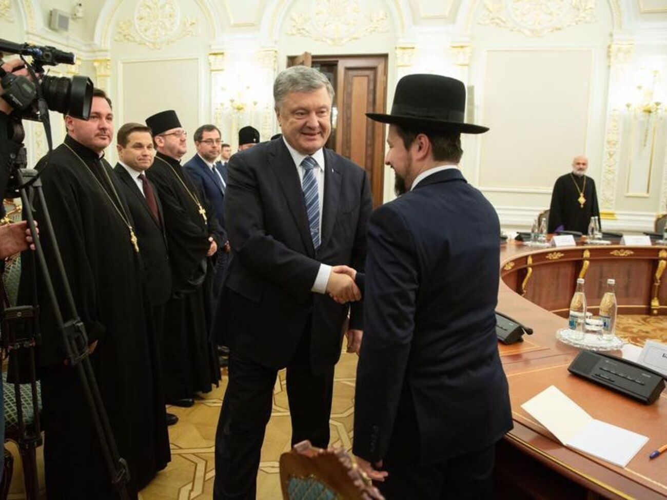 Порошенко: Вибори &ndash; це випробування для держави, для демократії, випробування єдності для будь-якого суспільства
