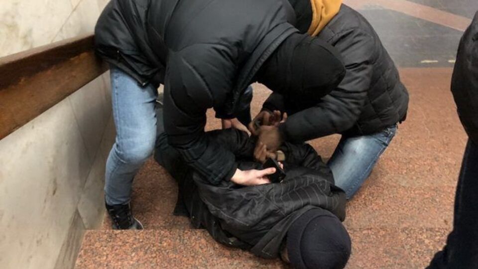 Подозреваемого задержали на станции метро "Индустриальная" в Харькове