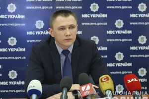 Цуцкиридзе рассказал, что подкуп избирателей проводится либо напрямую с помощью предоставления матпомощи, либо завуалированно – через звонки, опросы и предоставление дорогих подарков