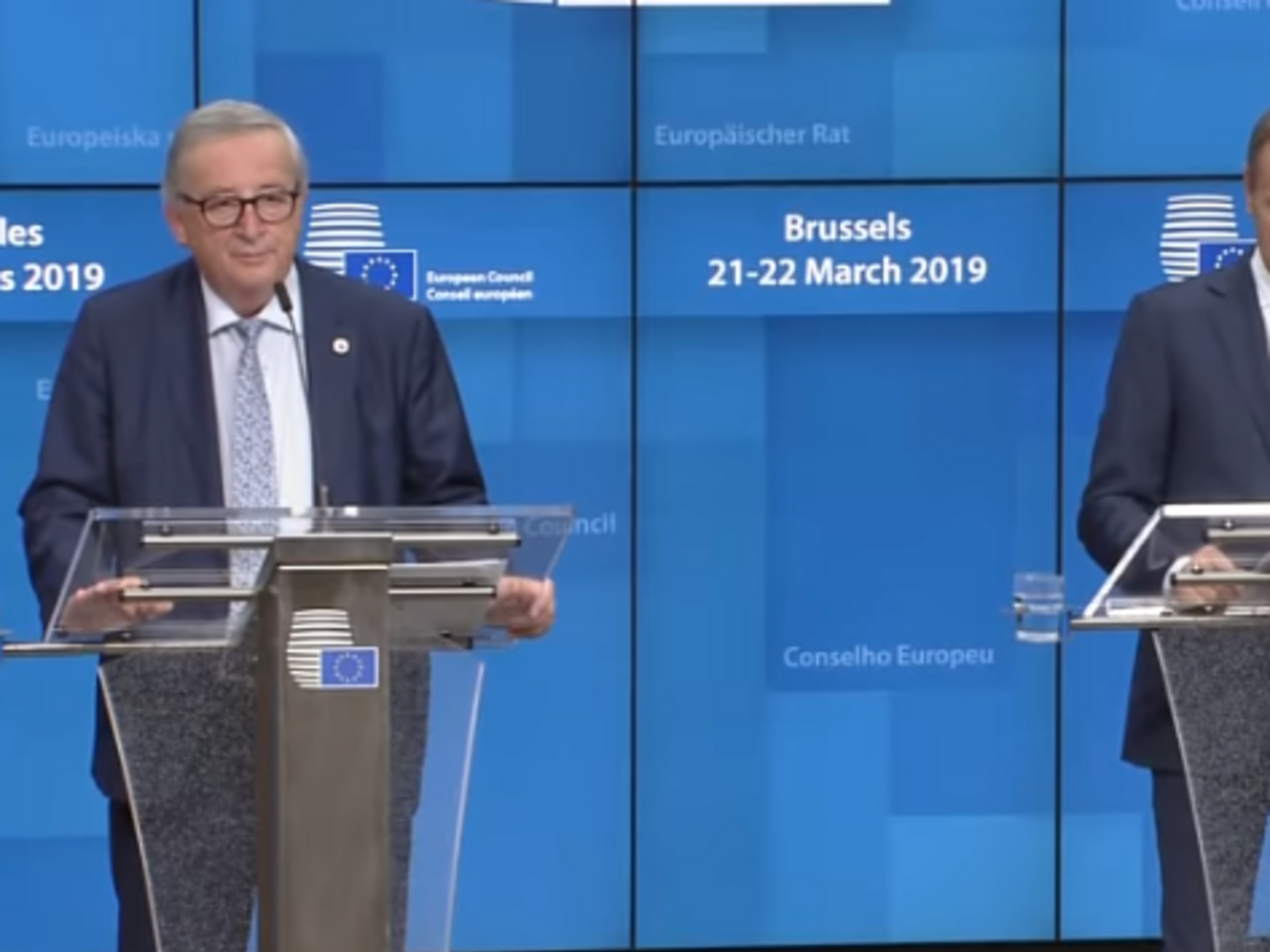 На брифінгу Дональд Туск і Жан-Клод Юнкер неодноразово жартували про Brexit