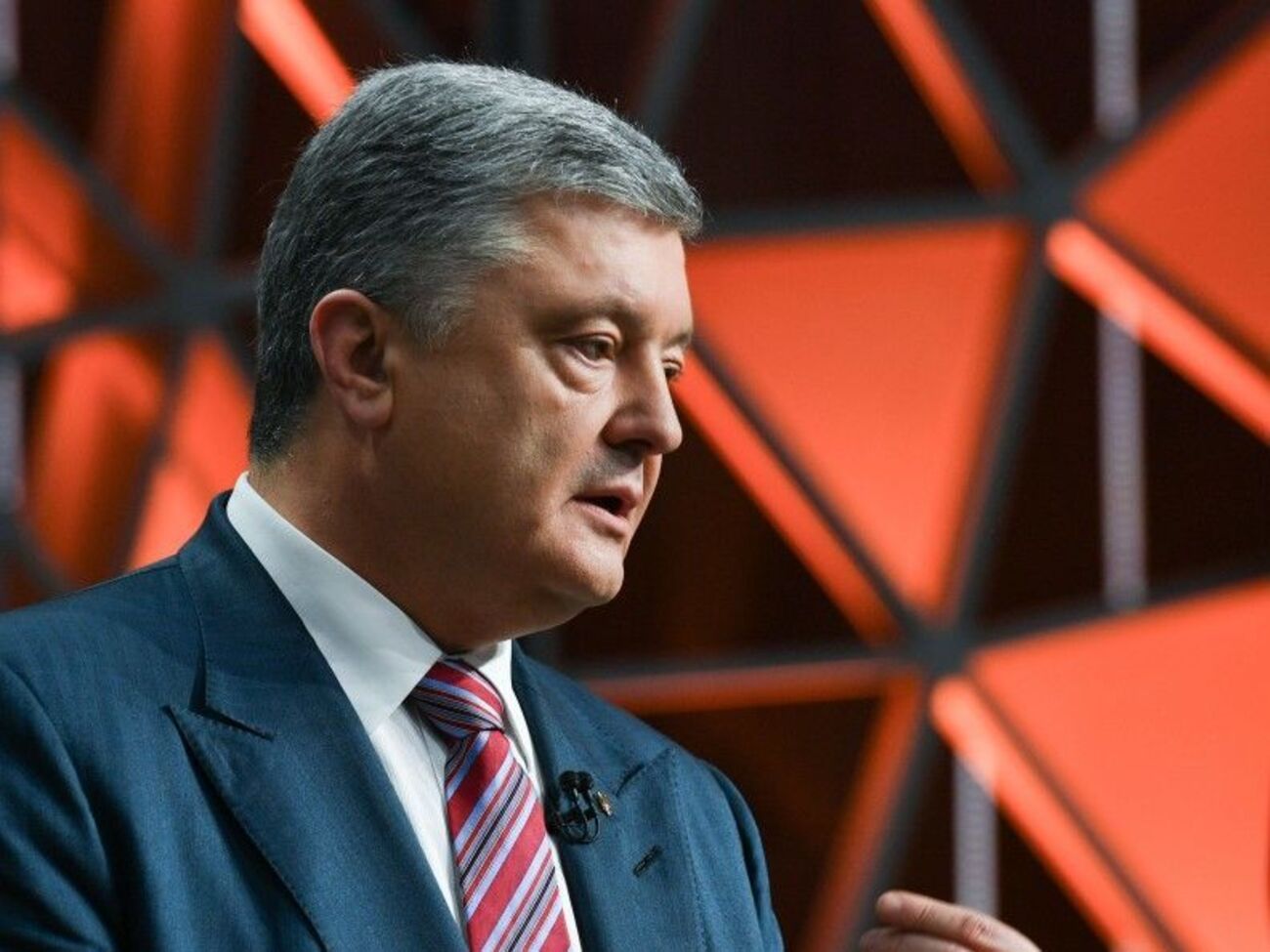 Порошенко: У Путина есть план сменить власть в Украине изнутри