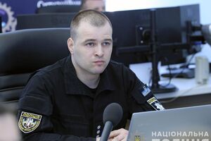 Сейчас, кроме охраны окружных избиркомов, полиция взяла под контроль доставку туда бюллетеней, рассказал Фацевич