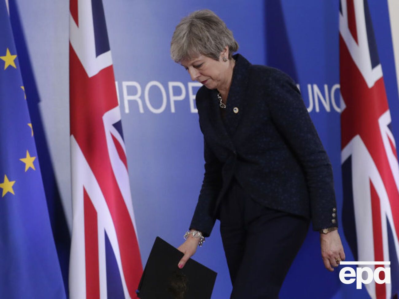 Британські міністри планують відкрито виступити проти Мей на засіданні уряду 25 березня