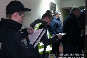 В СБУ заявили, что при осмотре квартиры, где прогремел взрыв, нашли четыре паспорта граждан Украины на разные фамилии