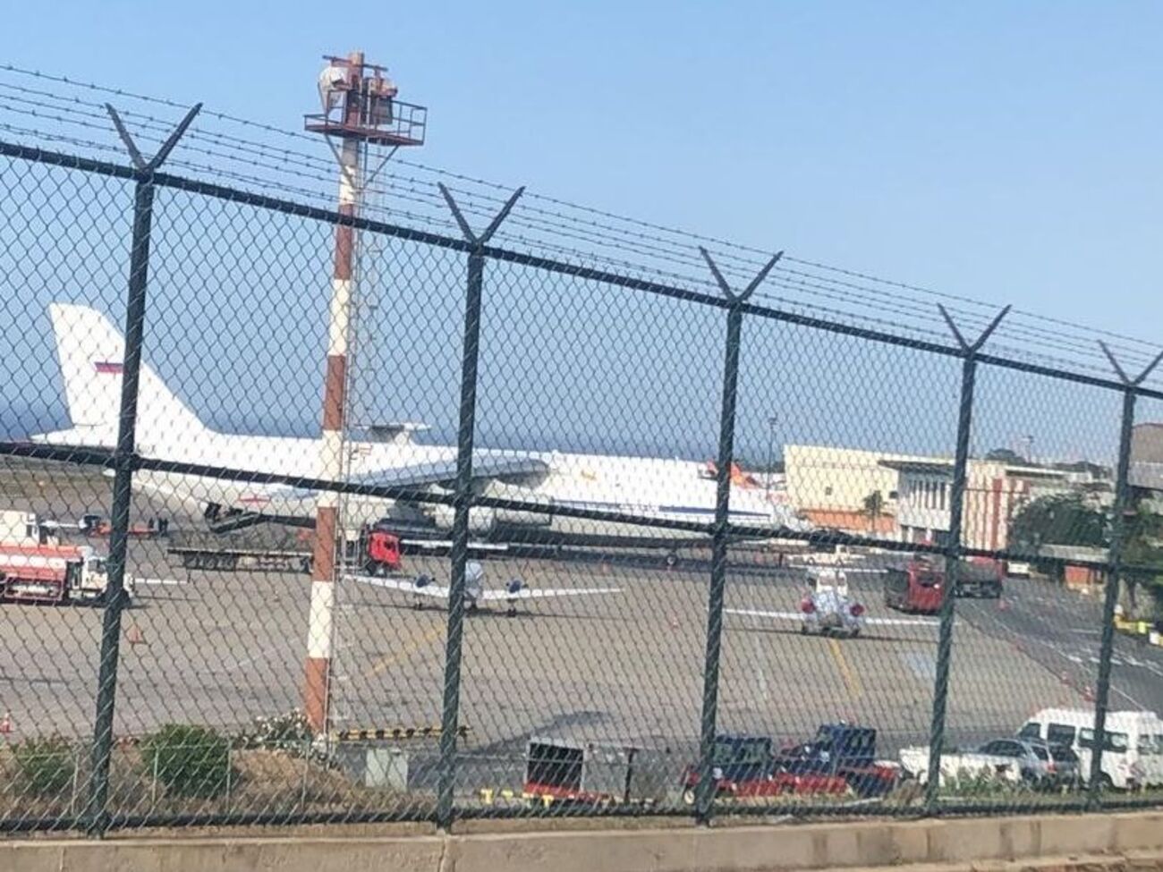 Російські літаки в міжнародному аеропорту&nbsp;Майкетії