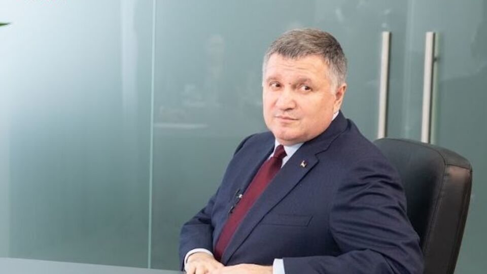 Аваков: Рішення про те, що важливо, а що неважливо, могли ухвалювати тільки місцеві еліти