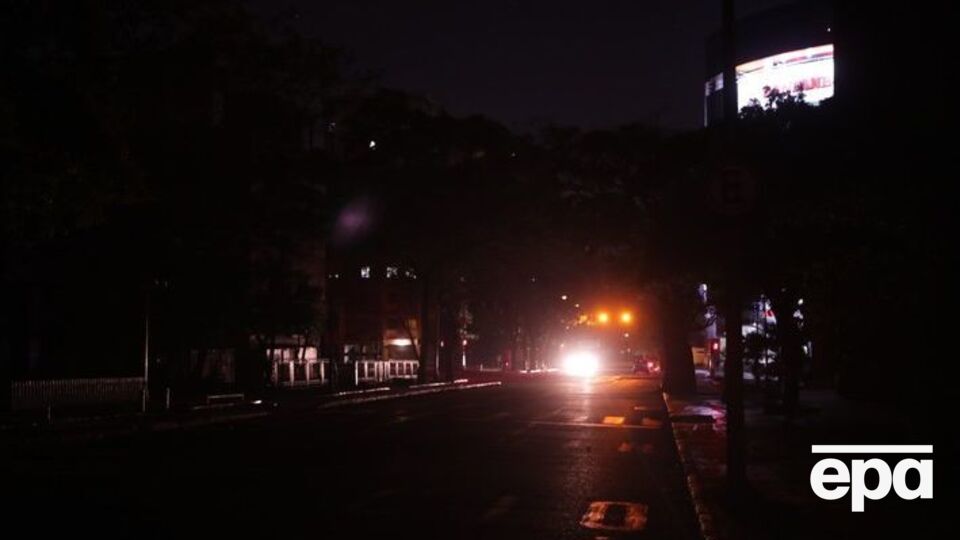 Світло відсутнє зокрема в центрі Каракаса