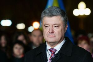 Порошенко говорив, що під час війни на Донбасі з 2014 року загинуло 2955 українських військовослужбовців