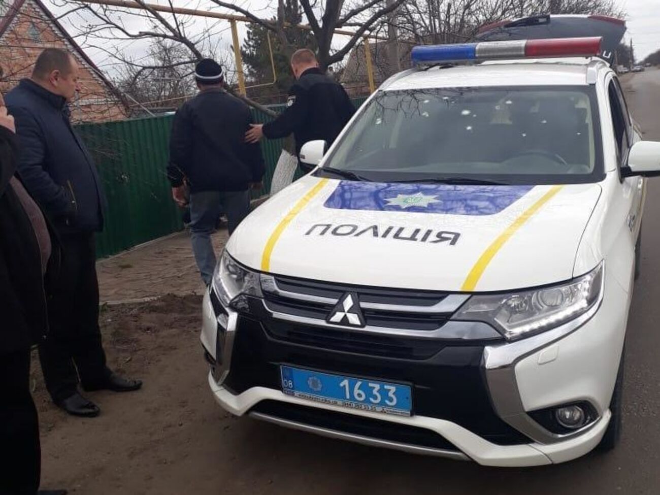 Пострадавших полицейских госпитализировали