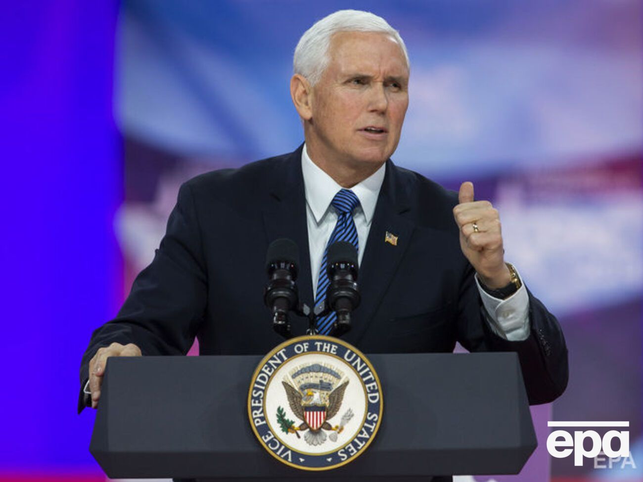 Пенс поставил NASA жесткие сроки