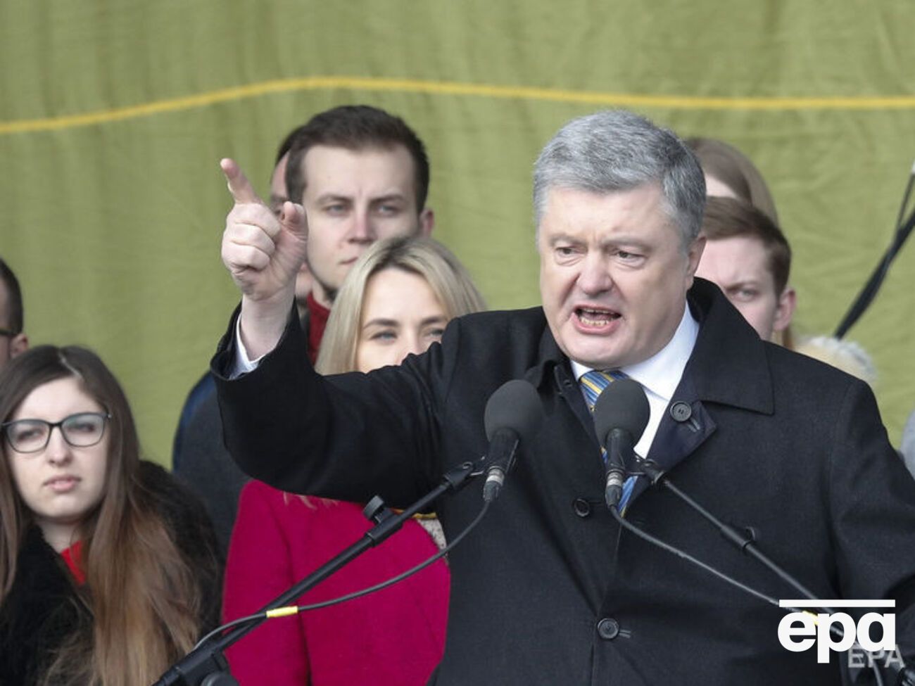 Порошенко: Я подав позов проти телеканала, і це є елементом захисту Української держави від зазіхань найбільшого олігарха-втікача