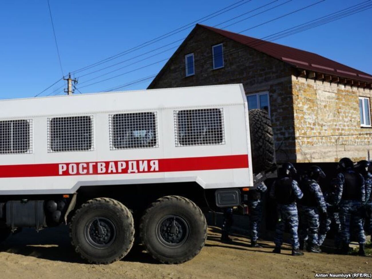 Обшуки почалися сьогодні вранці