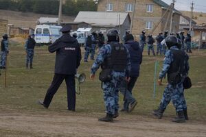 Обшуки в будинках кримських татар провели 27 березня