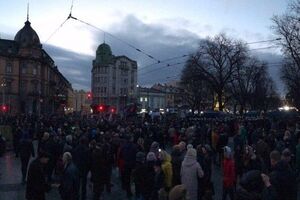 Силовики не пустили колону протестувальників до сцени, заявили в "Нацкорпусі"