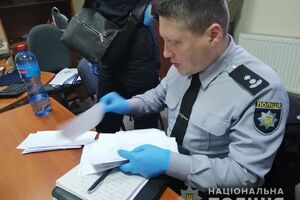 29 березня Нацполіція повідомила, що в Черкасах було виявлено чергу з людей, які отримували гроші нібито за голос на користь "кандидата П."