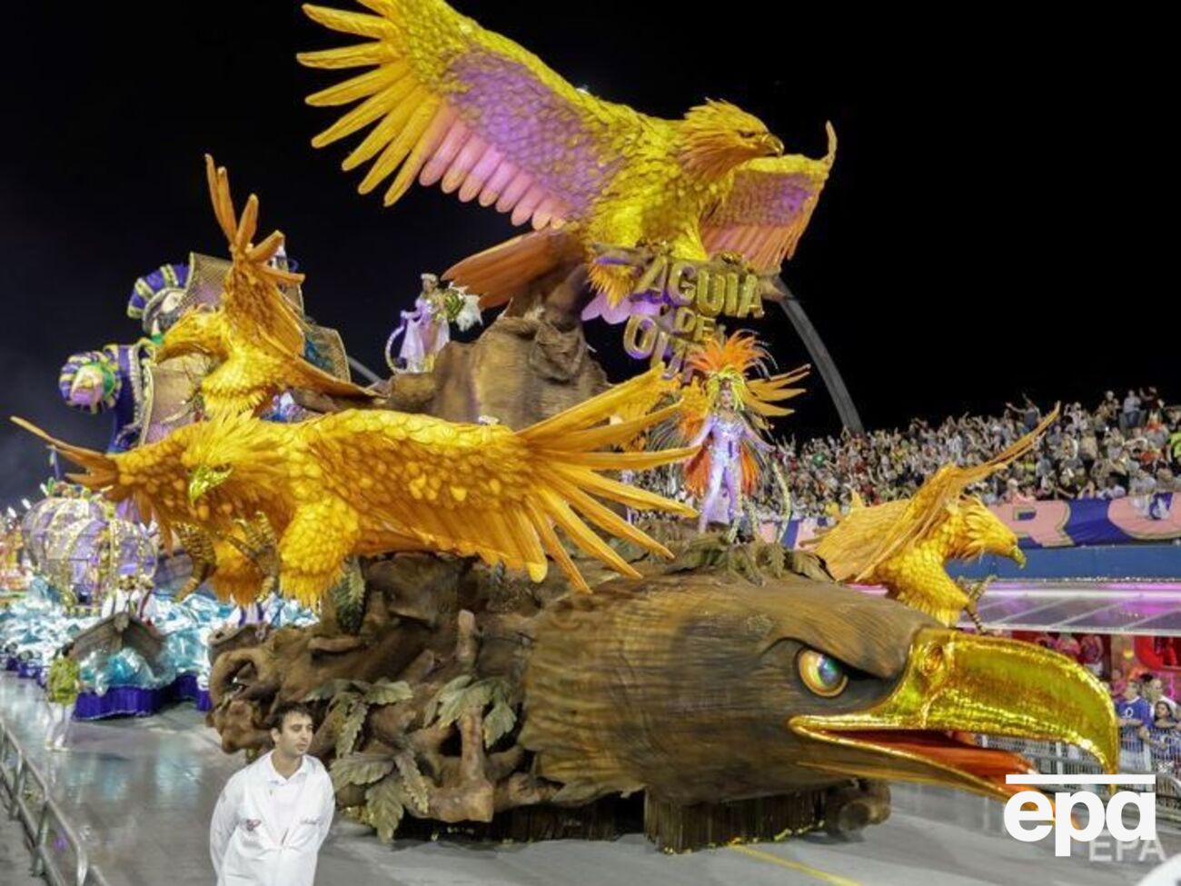 Карнавал является любимым праздником бразильцев