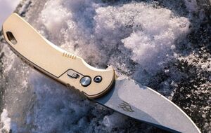 За даними поліції, юнак зарізав знайому, приревнувавши її до іншого