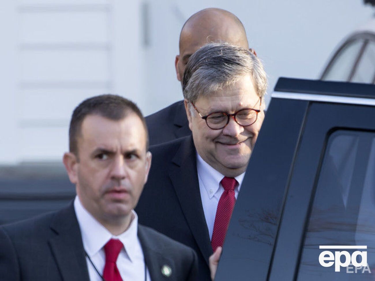 Генпрокурор Барр обґрунтував термін публікації великим обсягом роботи, яку мають виконати фахівці мін'юсту США