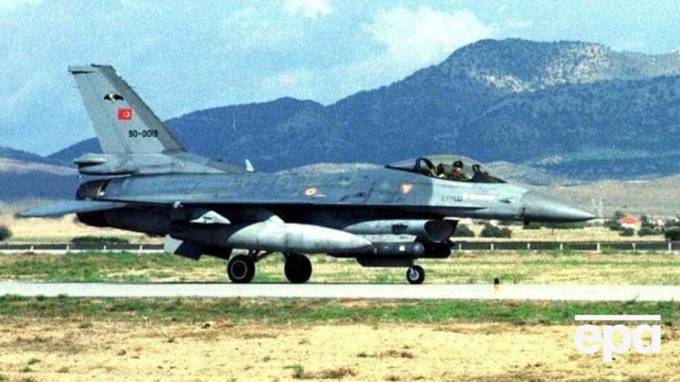 Ударів завдавали турецькі винищувачі F-16