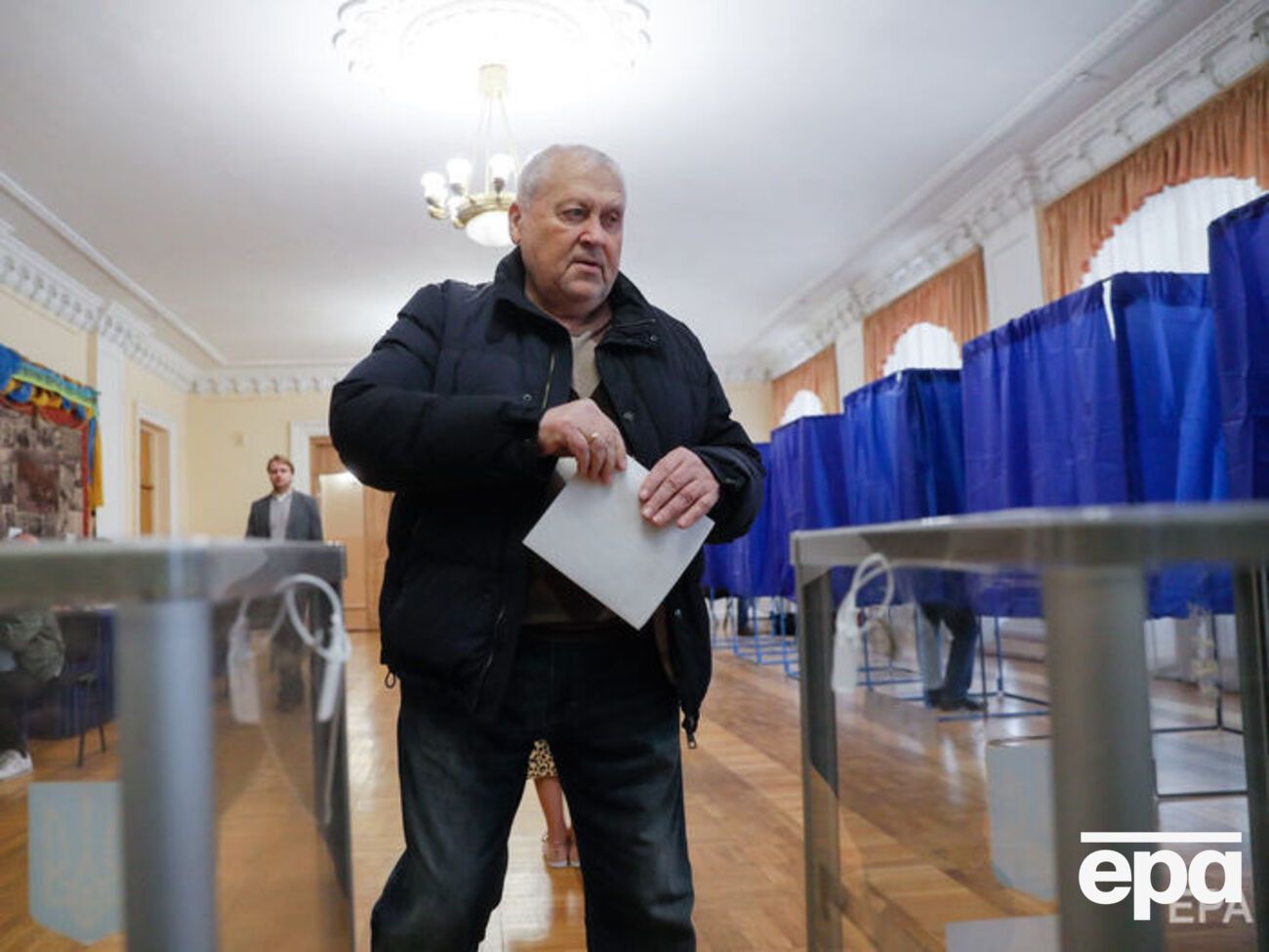 Данные о явке в Николаевской и Херсонской областях отсутствуют