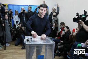 Зеленский голосовал в присутствии журналистов