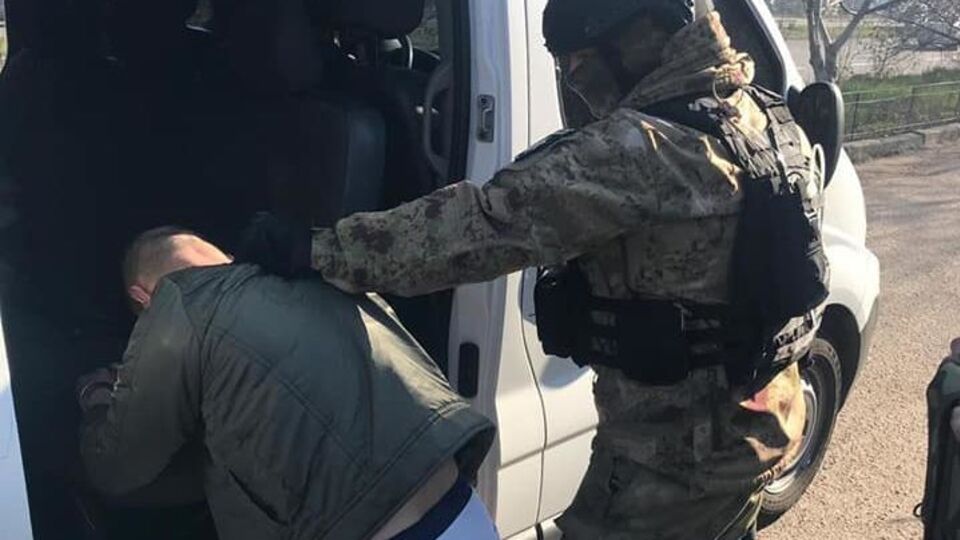 Аваков: Ця мерзота завдала кількох ударів лежачим, поки його не відштовхнула, спасибі їй, жінка